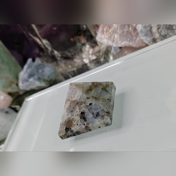 Rainbow Moonstone Crystal Gemstone Mini Pyramid - Picture 4 of 6